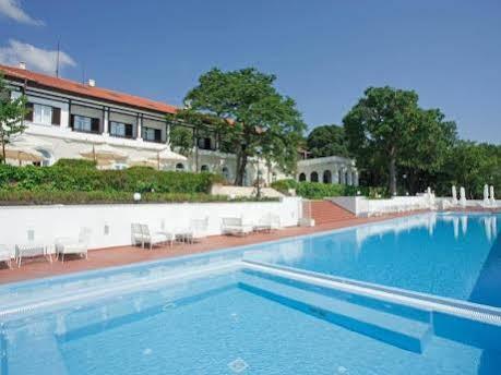 Oasis Ξενοδοχείο Αλμπένα
